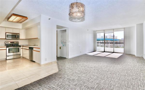 Mystic Pointe Tower 100, 19195 NE 36th Ct #608, Aventura, Florida 33180, image 2