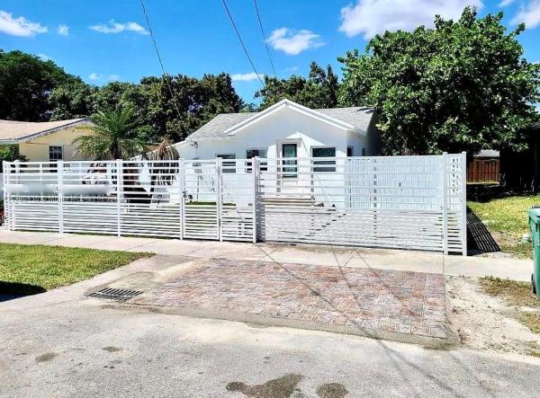 Floral Park, 1945 NW 51st Ter, Brownsville, Florida 33142, image 2