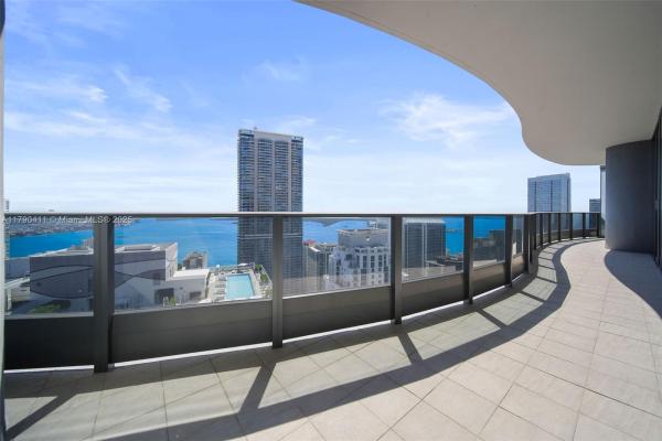 Brickell Flatiron, 1000 Brickell Plz #PH-5603, Miami, Florida 33131, image 2