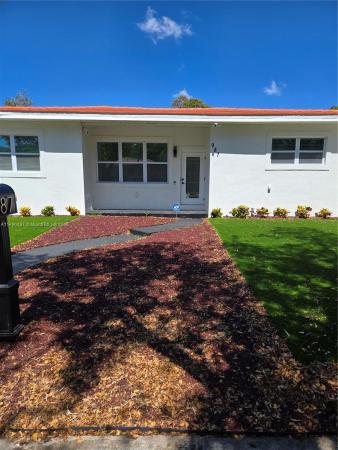 Poincianna Manor, 987 NE 145th St, North Miami, Florida 33161, image 1