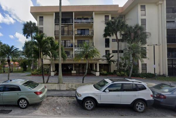 650 NE 149th St 209a, Miami, Florida 33161, image 1