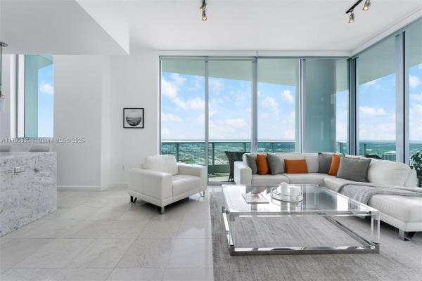 900 Biscayne Bay, 900 Biscayne Blvd #5812, Miami, Florida 33132, image 1