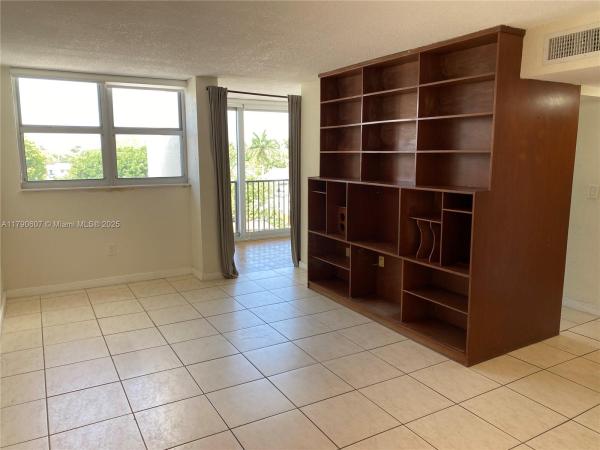 9411 SW 4th St #404, Unincorporated Dade County, Florida 33174, image 1