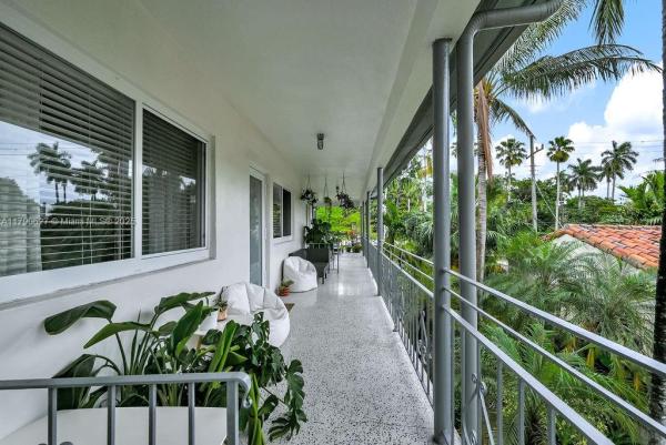 Pine Tree Palms, 4780 Pine Tree Dr #9, Miami Beach, Florida 33140, image 1