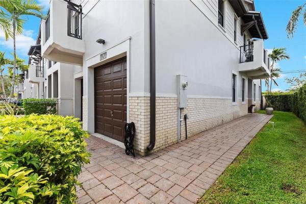 Doral Cay, 10470 NW 58th Ter, Doral, Florida 33178, image 3