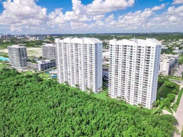 One Fifty One At Biscayne, 15051 Royal Oaks Ln #2301, North Miami, Florida 33181, image 1