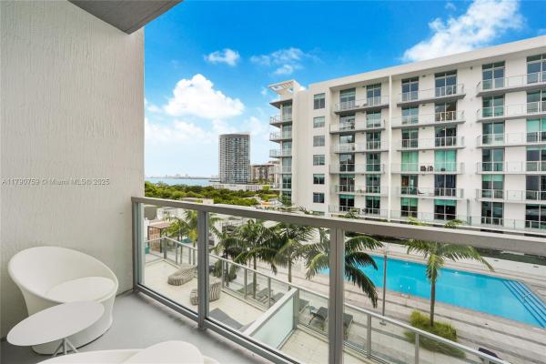 Quadro, 3900 Biscayne Blvd #N-821, Miami, Florida 33137, image 1