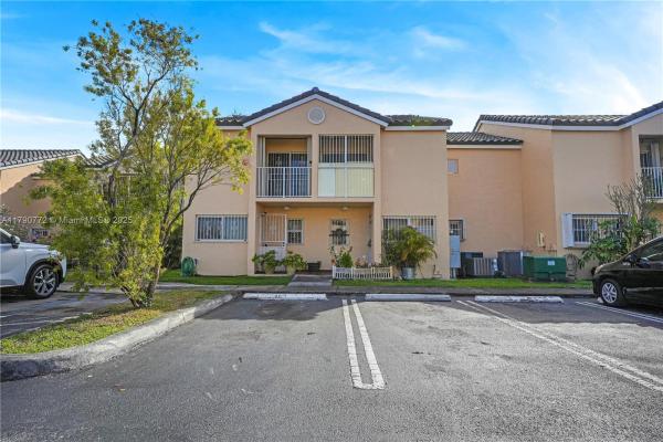 Melrose Townhomes, 2700 NW 25th Ave #605-6, Miami, Florida 33142, image 3