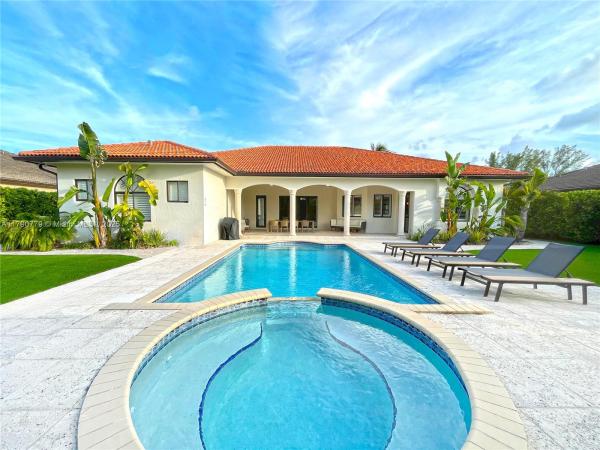 Breeze At Galloway, 12257 SW 82nd Ter, Kendale Lakes, Florida 33183, image 2