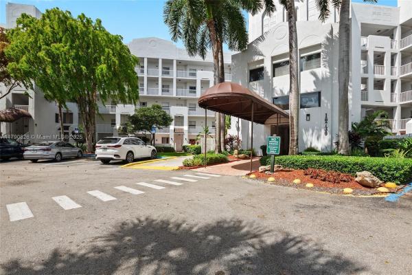 Captiva At Doral Isles, 10730 NW 66th St #204, Doral, Florida 33178, image 1