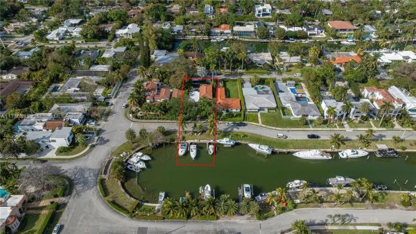 1075 NE 89th St, Unincorporated Dade County, Florida 33138, image 3
