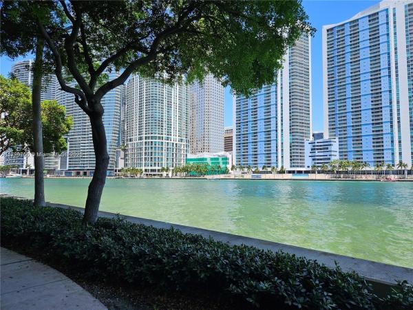 One Tequesta Point, 888 Brickell Key Dr #2709, Miami, Florida 33131, image 2