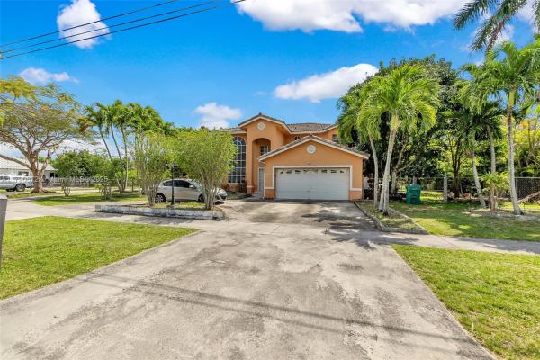 South Landing Estates, 15837 SW 147th Ave, Richmond West, Florida 33187, image 3