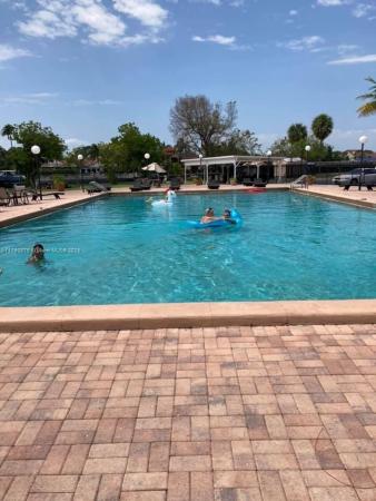 De Soto Park South, 701 Three Islands Blvd #409, Hallandale Beach, Florida 33009, image 1