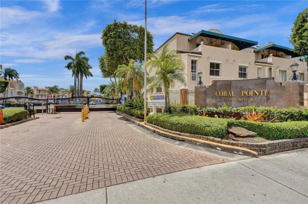 Coral Pointe Townhomes, 665 NW 85th Pl #10-205, Fountainebleau, Florida 33126, image 3