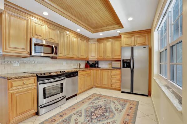 Palm-Aire Country Club 10, 4020 W Palm Aire Dr #204, Pompano Beach, Florida 33069, image 1
