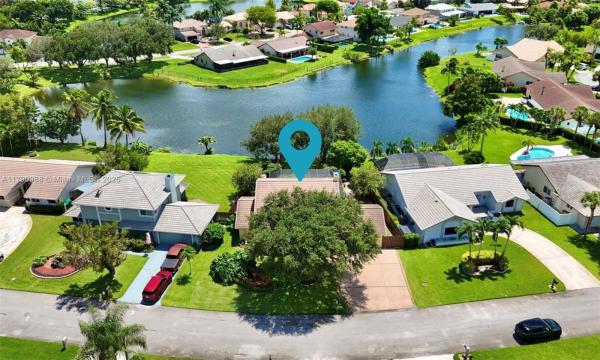 Falcon's Lea, 14950 Featherstone Way, Davie, Florida 33331, image 3