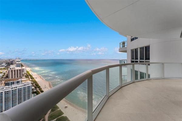 Akoya, 6365 Collins Ave #TS-11, Miami Beach, Florida 33141, image 1