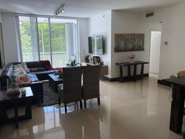 Doral House, 9725 NW 52 St #407, Doral, Florida 33178, image 1