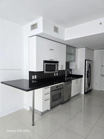 Infinity At Brickell, 60 SW 13th St #2010, Miami, Florida 33130, image 2