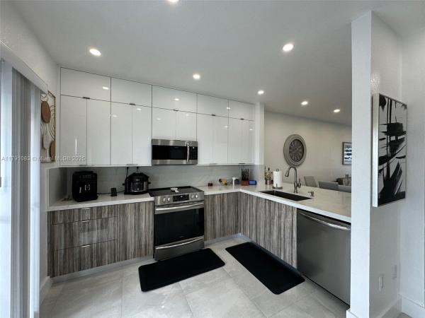 Cazadores North, 16922 SW 138th Ct, Richmond West, Florida 33177, image 3