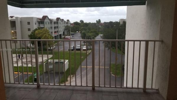 Saga Bay Gardens, 8240 SW 210th St #313, Cutler Bay, Florida 33189, image 1