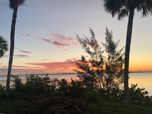 6003 S Indian River Dr, Fort Pierce, Florida 34982, image 1