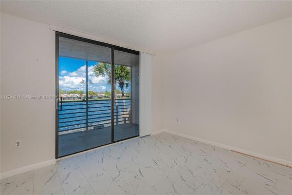 Colony Point, 1100 Colony Point Cir #208, Pembroke Pines, Florida 33026, image 1
