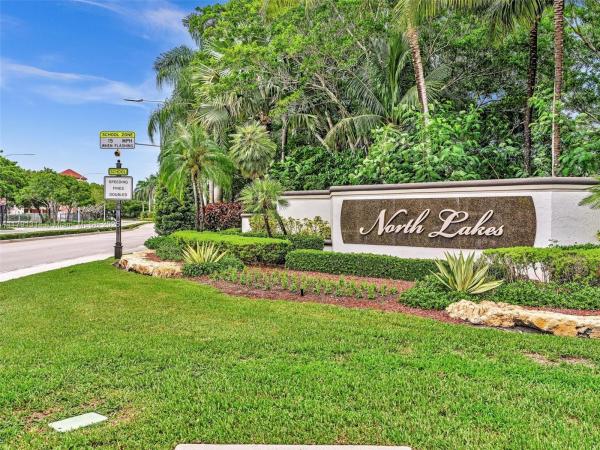 457 Cambridge Dr, Weston, Florida 33326, image 1