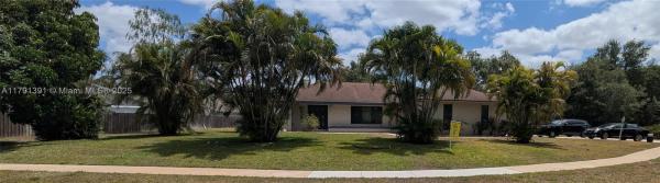 Pinewood East 2 Of Wellington, 142 Sulky Way, Wellington, Florida 33414, image 3