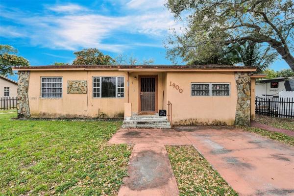 1900 NW 88th St, Unincorporated Dade County, Florida 33147, image 1