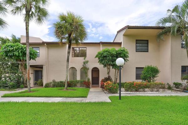 The Vistas Of Boca Lago, 21338 Juego Cir #11C, Boca Raton, Florida 33433, image 1
