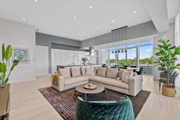 The Ritz-Carlton South Beach, 4701 N Meridian Ave #312, Miami Beach, Florida 33140, image 1