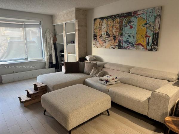 Dadeland Cove, 10251 SW 77th Ct, Kendall, Florida 33156, image 2