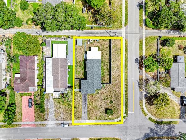1595 NE 174th St, Miami, Florida 33162, image 1