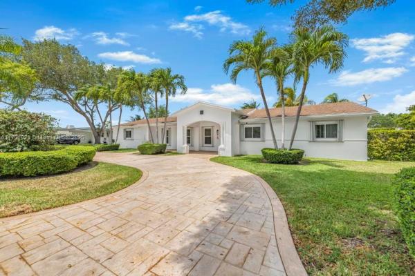 Mangowood Park, 8241 SW 146th St, Palmetto Bay, Florida 33158, image 1
