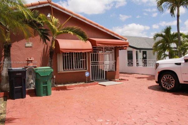 1623 SW 138th Ct, Unincorporated Dade County, Florida 33175, image 3