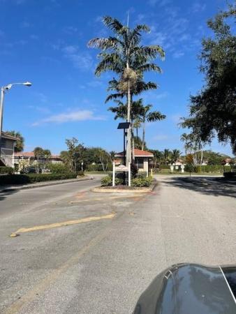10068 Twin Lakes Dr #38-F, Coral Springs, Florida 33071, image 1