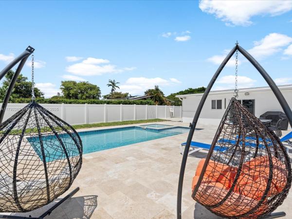 Gold Coast Twin Villas West, 4761 SW 43rd Ter #1-2, Dania Beach, Florida 33314, image 2
