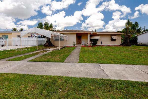 1005 NE 13th Ave, Homestead, Florida 33033, image 1