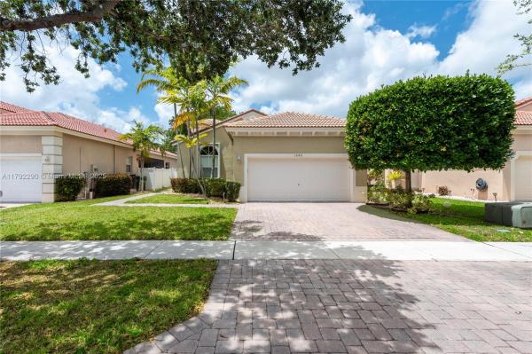 1640 NE 37th Ave, Homestead, Florida 33033, image 1