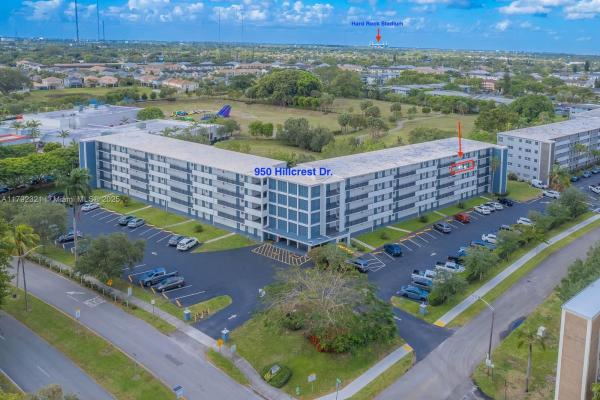Hillcrest, 950 Hillcrest Dr #414, Hollywood, Florida 33021, image 1