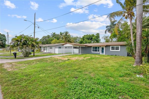 Dania Beach No HOA, 4617 SW 28th Way, Dania Beach, Florida 33312, image 1