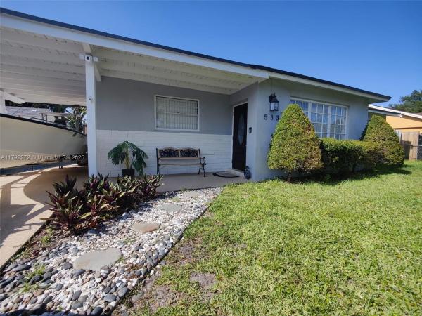 Silver Lake, 5331 SW 57th Ct, Davie, Florida 33314, image 2