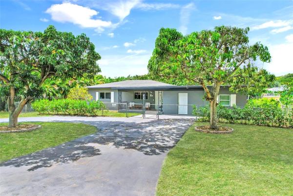 13320 N Miami Ave, Miami, Florida 33168, image 1
