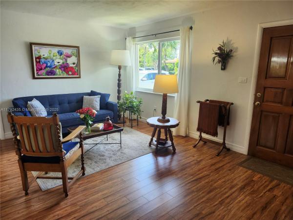 Tropical Highlands, 8750 SW 42nd St, Olympia Heights, Florida 33165, image 3