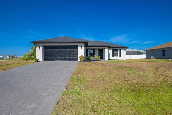 Cape Coral Residential, 1808 NE 7th Ave, Cape Coral, Florida 33909, image 2