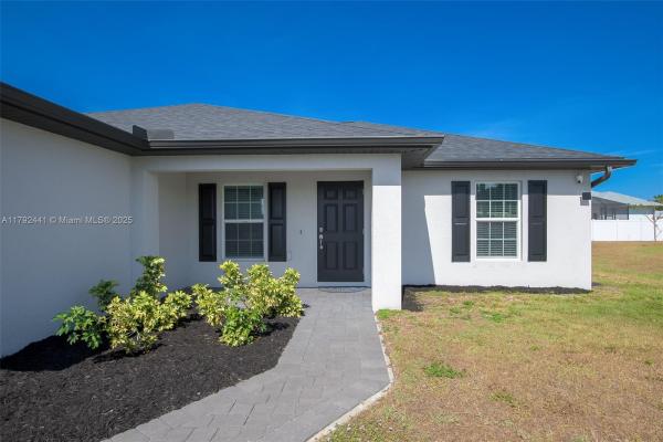 Cape Coral Residential, 1808 NE 7th Ave, Cape Coral, Florida 33909, image 3