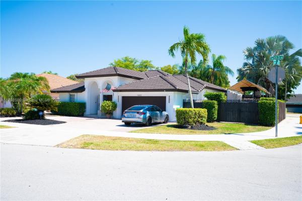Garden Hills West, 16002 SW 103rd Ln, Kendall, Florida 33196, image 2