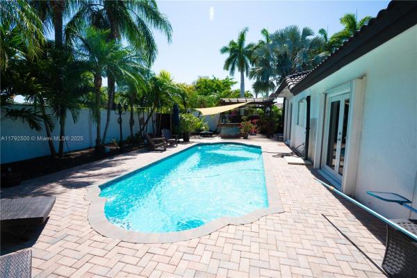 Garden Hills West, 16002 SW 103rd Ln, Kendall, Florida 33196, image 3